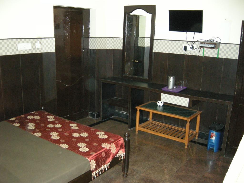 Nala Residency 2*