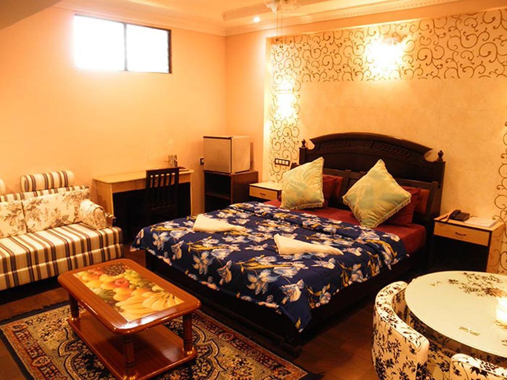 Nala Residency 2*