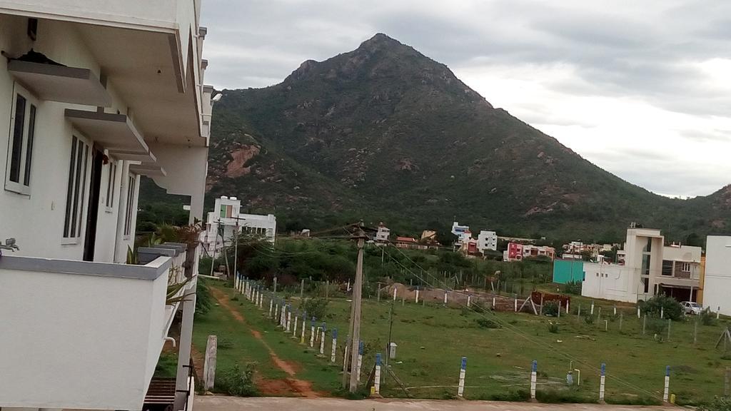 Sabri * Tiruvannamalai