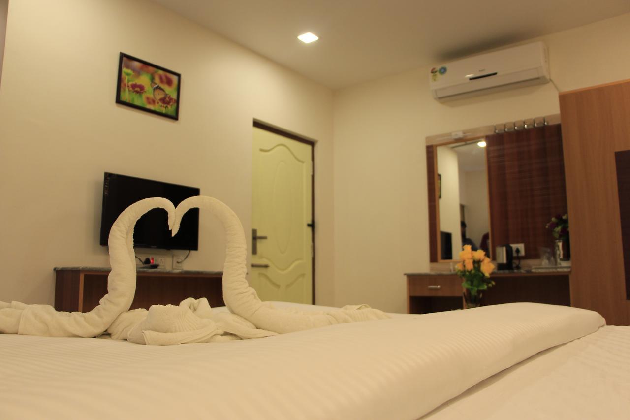 Sri Sarvesha Residency Temple View Hotel