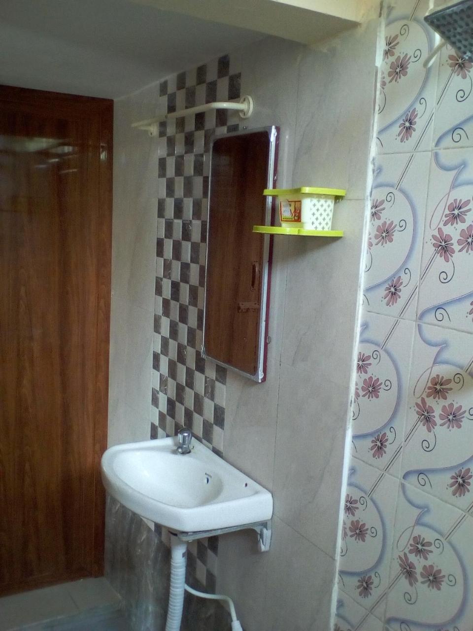 Sai Guest house Tiruvannamalai