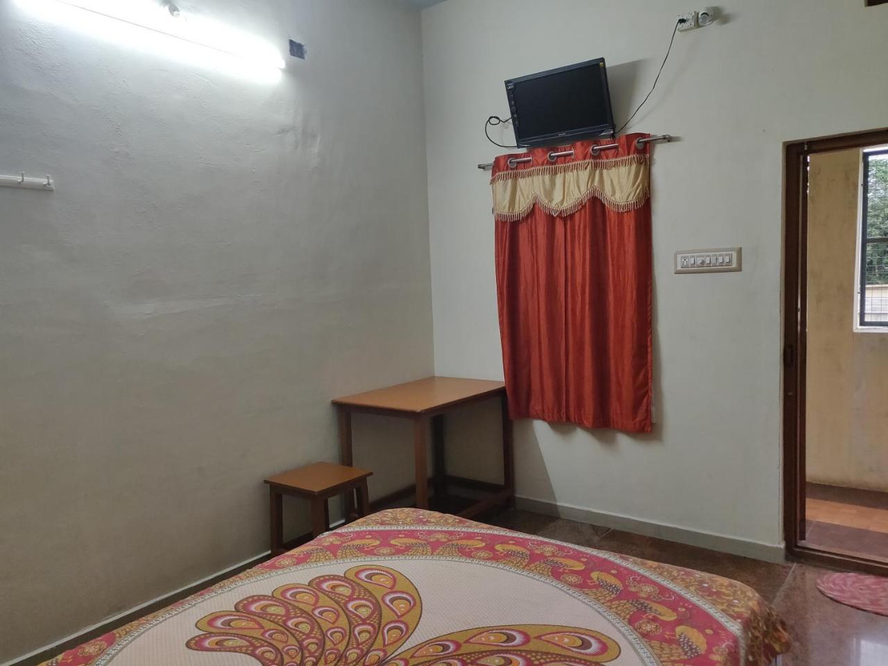 Srb Residency Hotel Tiruvannamalai