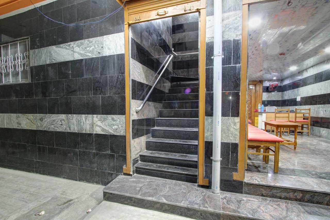 Hotel Oyo Flagship 47125 Kala Ressidency