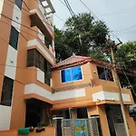 Liya Guest House