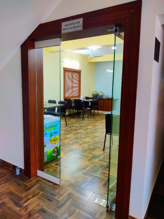 Hotel Thaai Residency