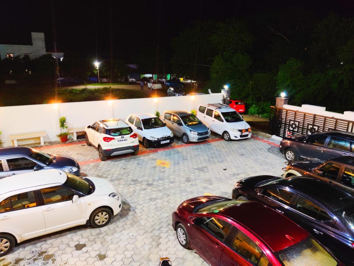 Thaai Residency Hotel 3*