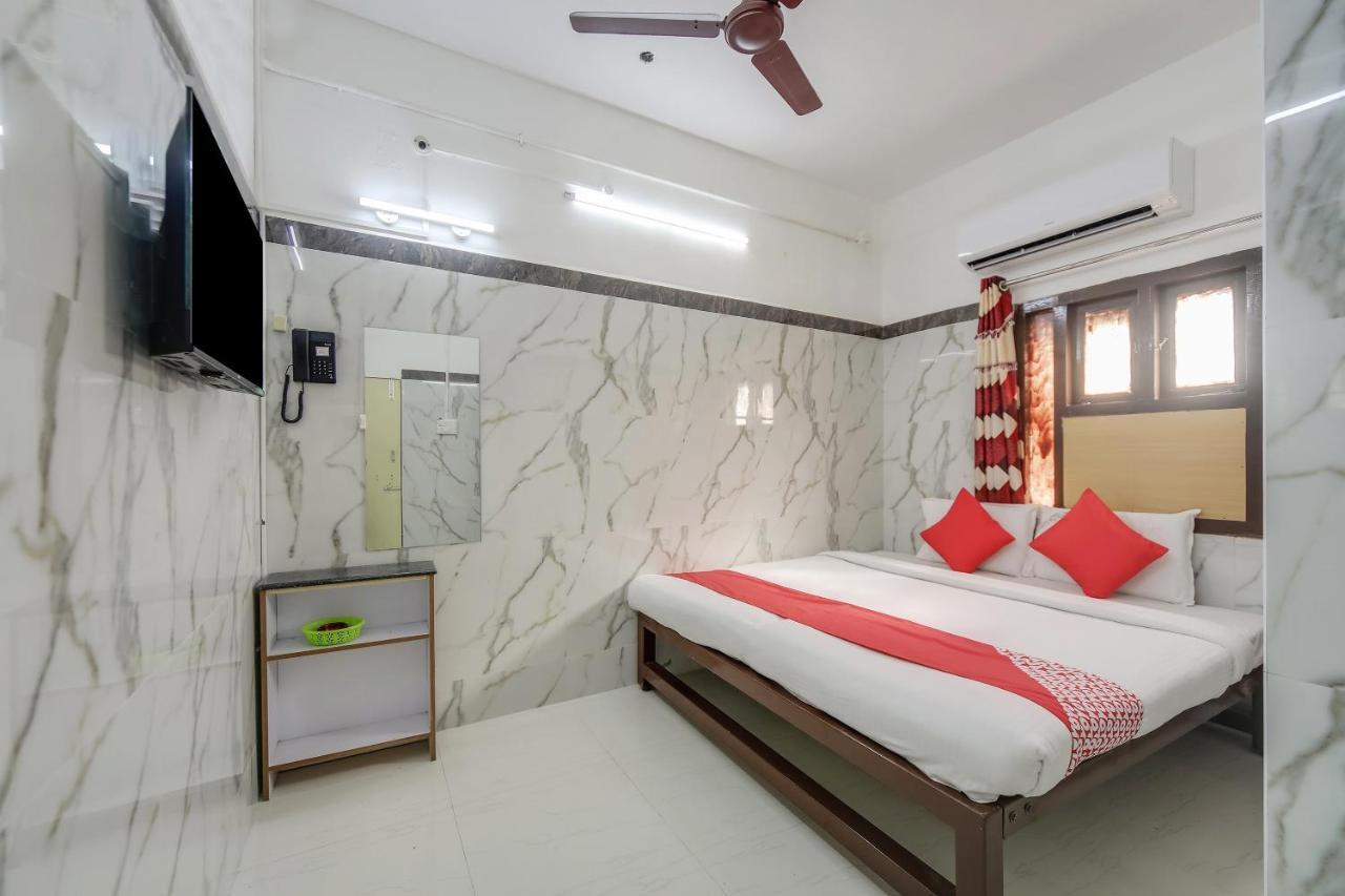 Oyo Flagship 75862 Ammayi - Temple Opposite Hotel