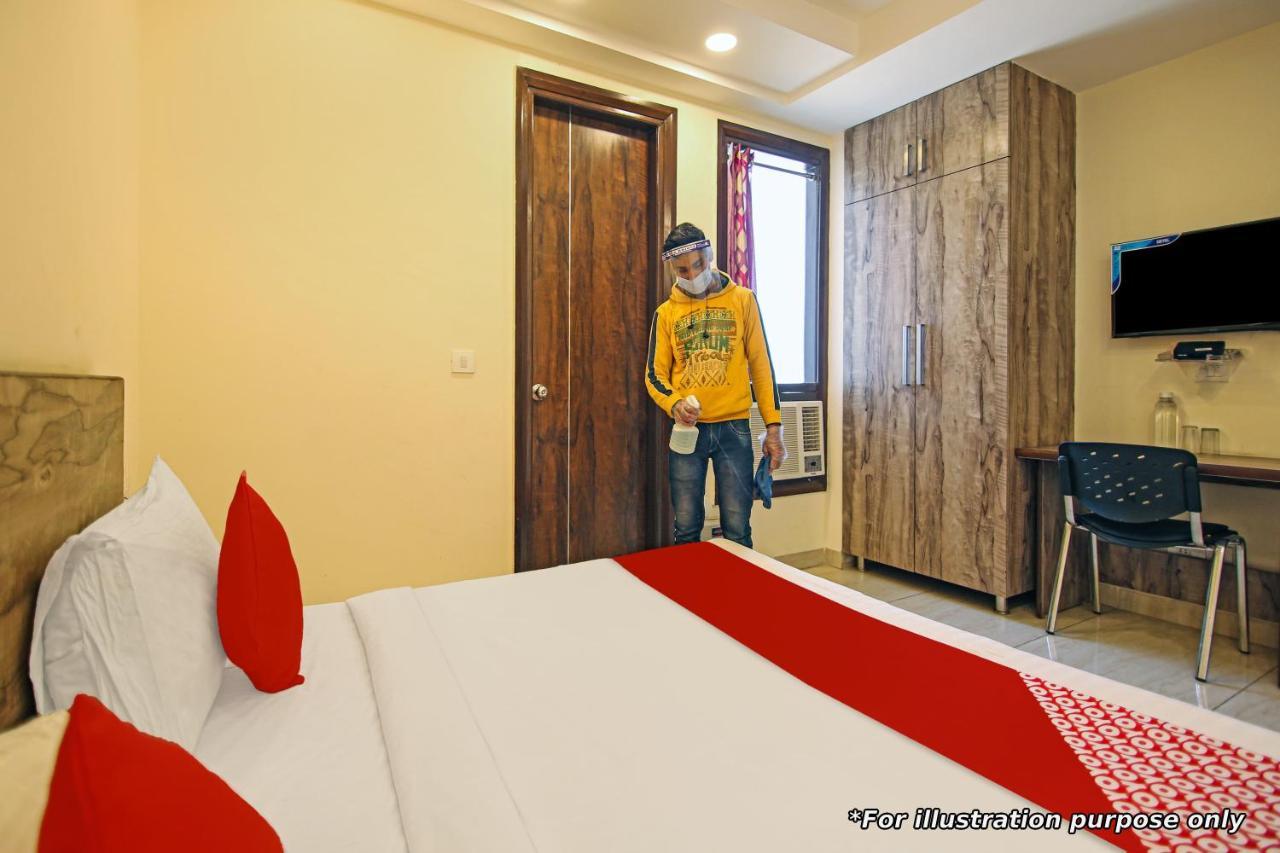 Oyo Flagship 75862 Ammayi - Temple Opposite Hotel Tiruvannamalai