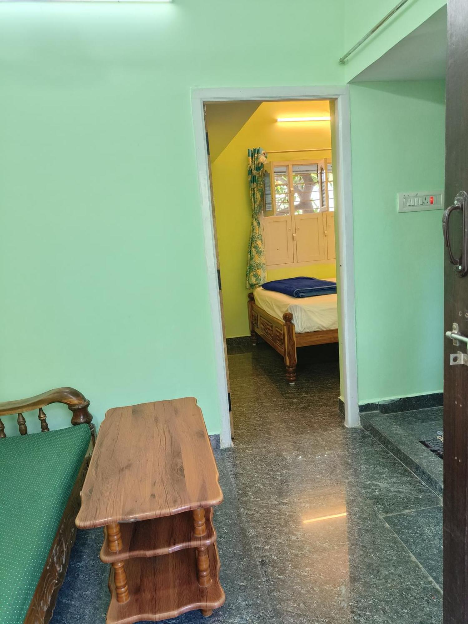 Liya Guest house