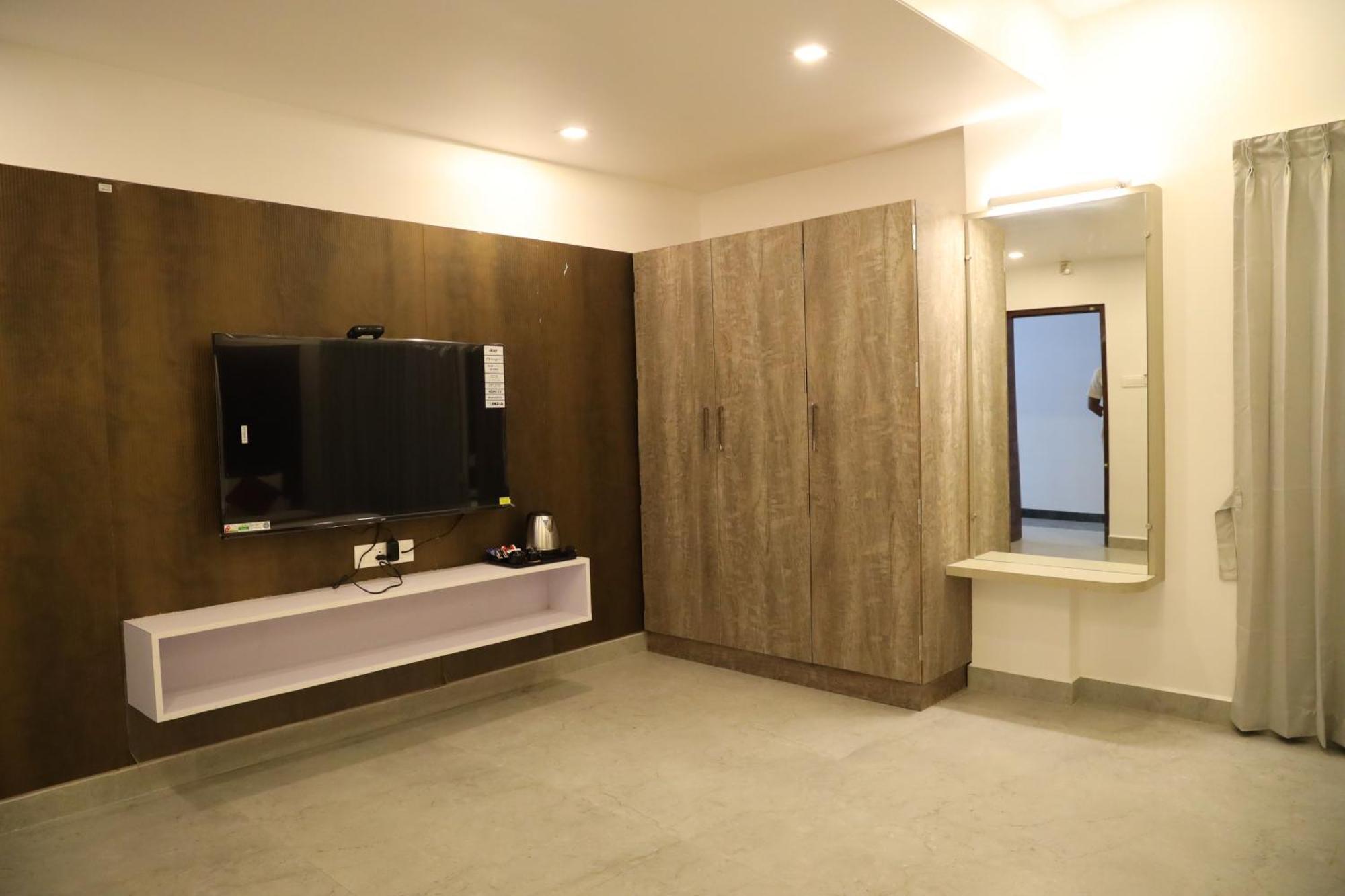 Hotel Dhivya Residency