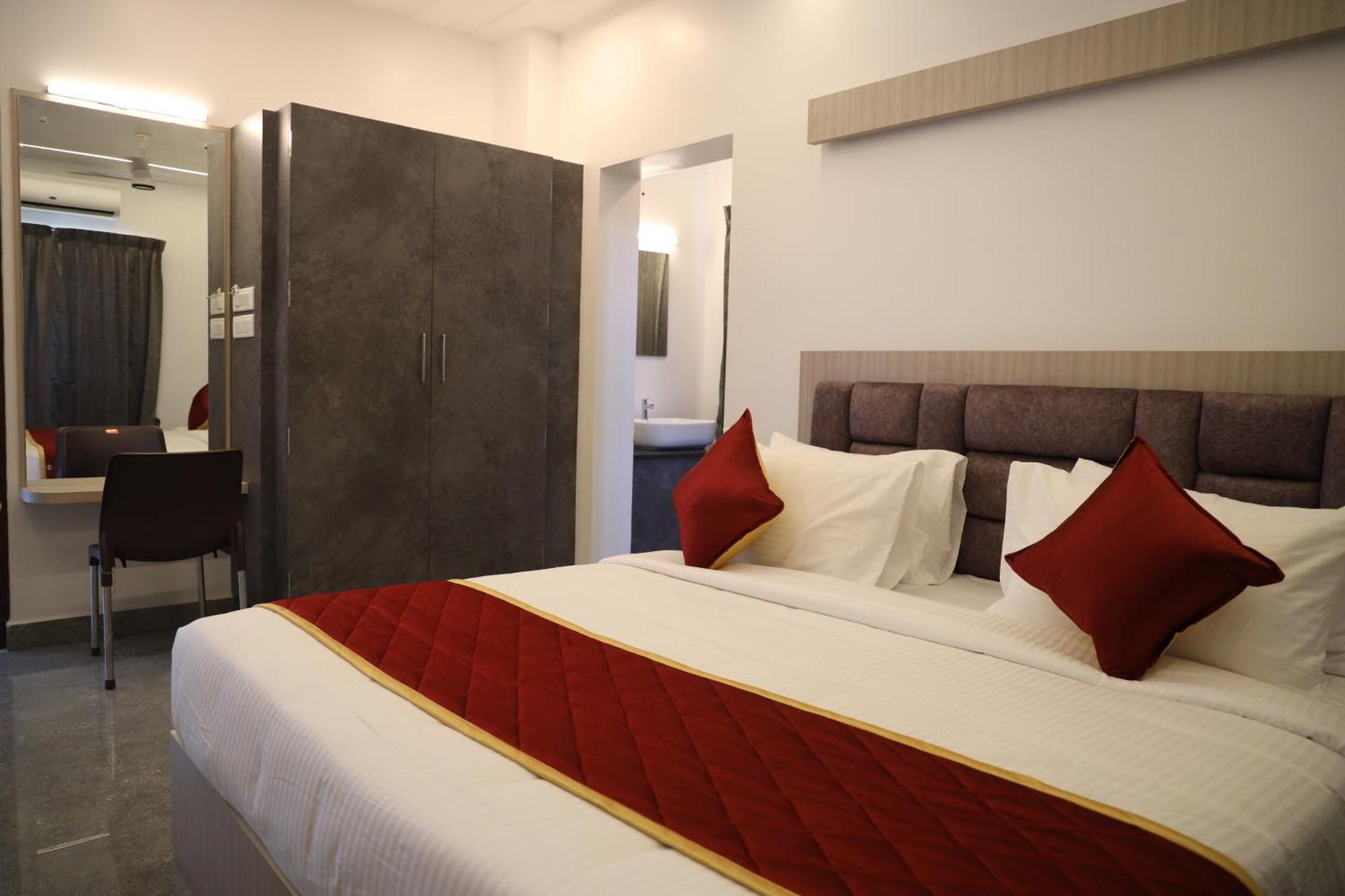 Hotel Dhivya Residency *