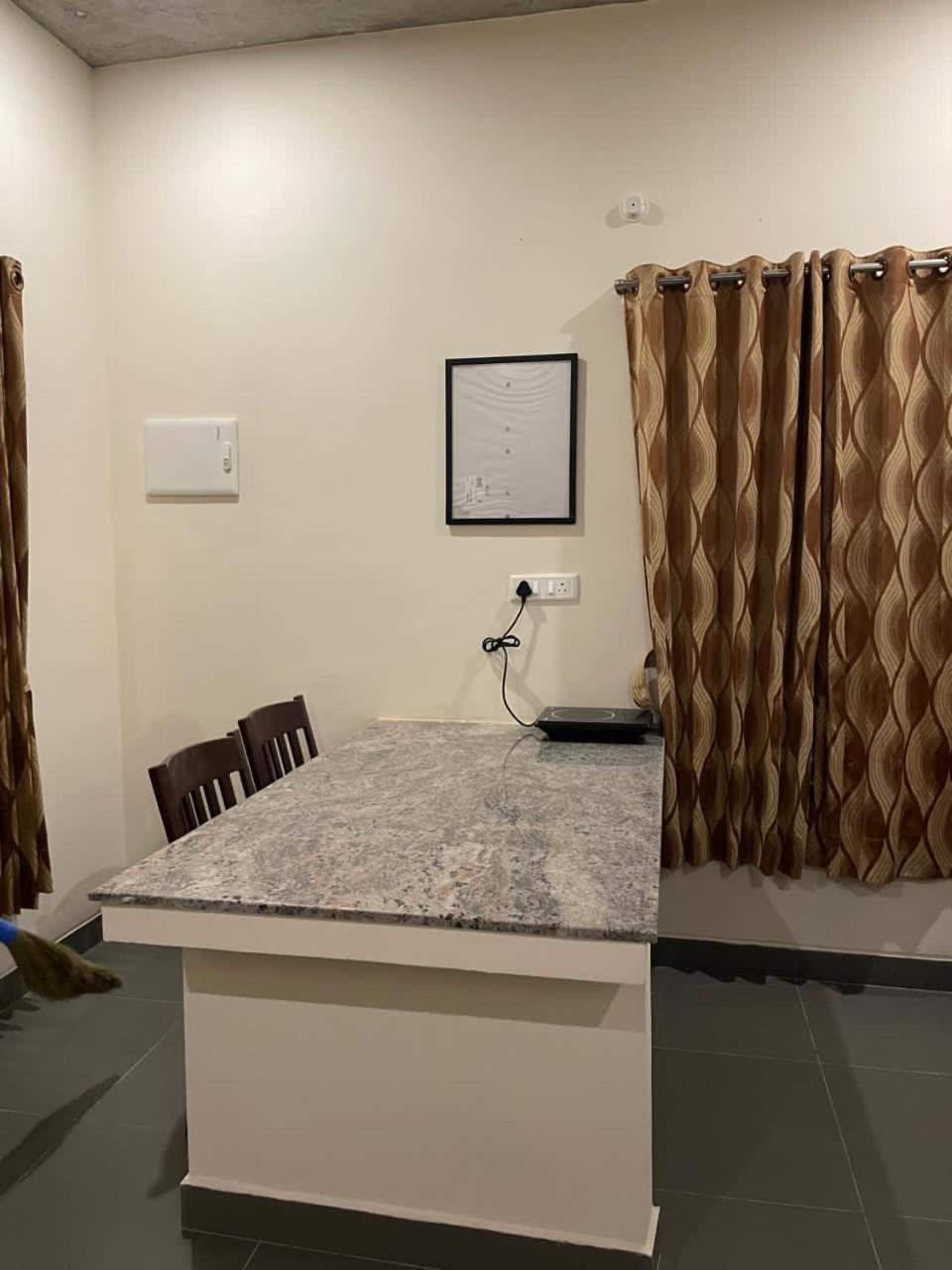 Guest house Dhyan *
