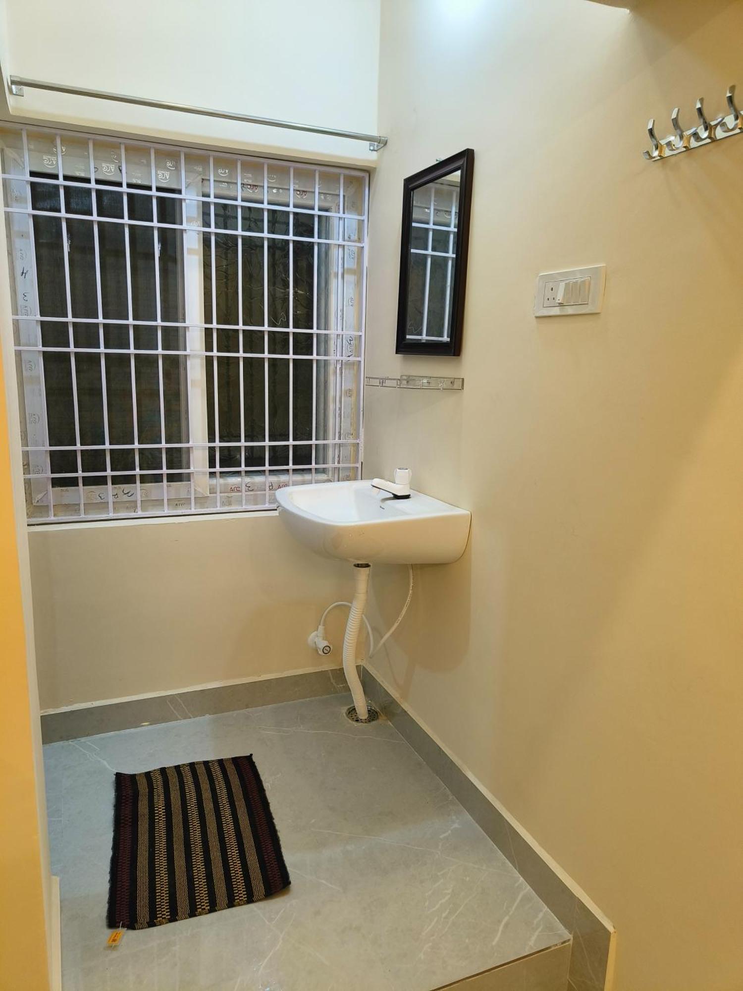 Liya Guest house