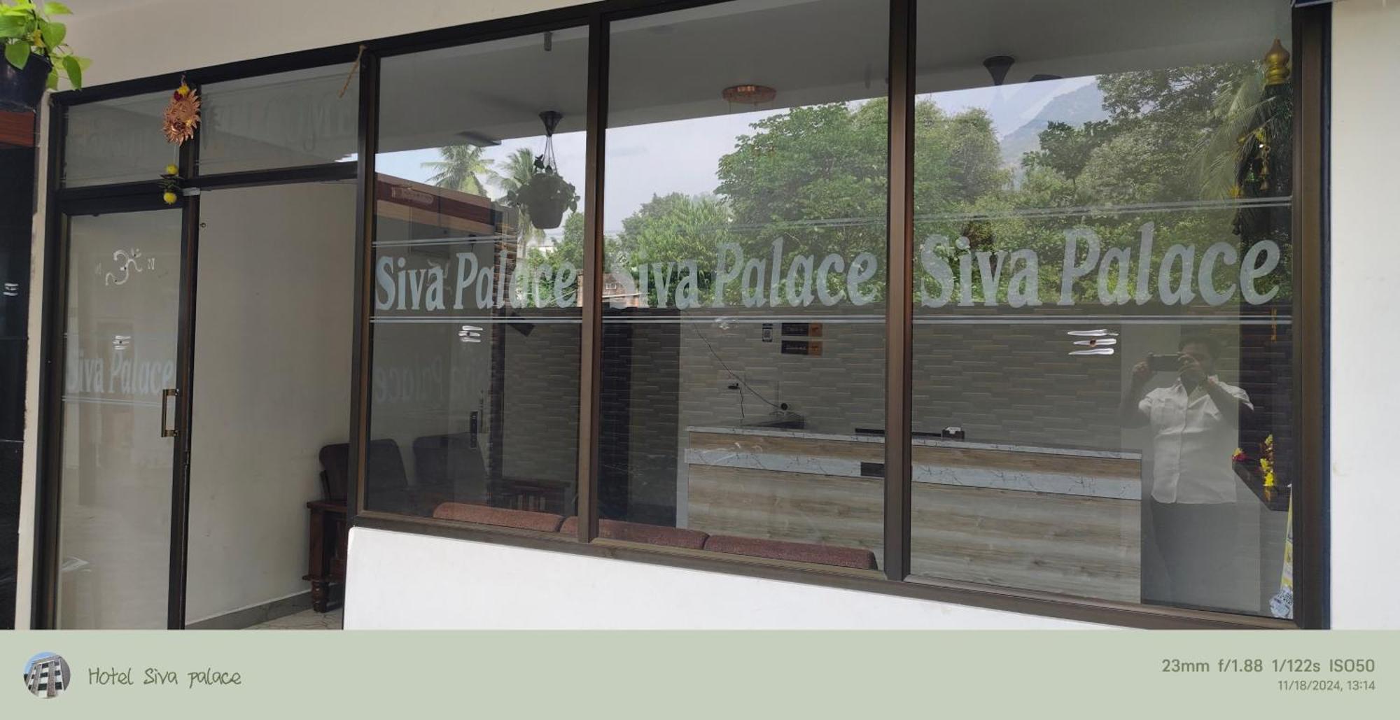 Hotel Siva Palace