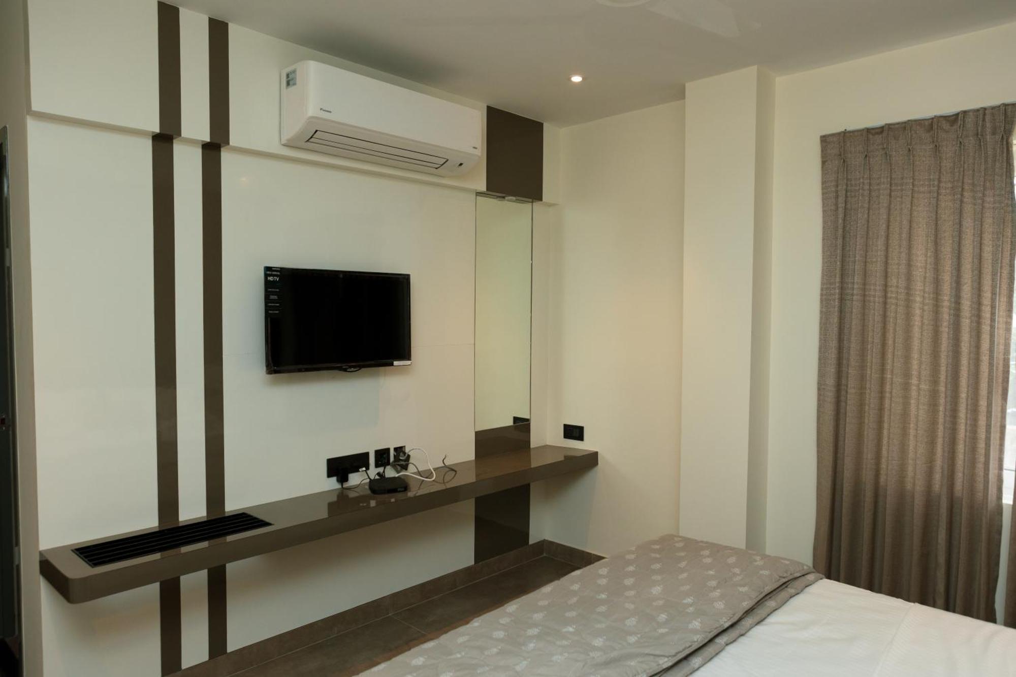 Mas Residency Hotel 3*