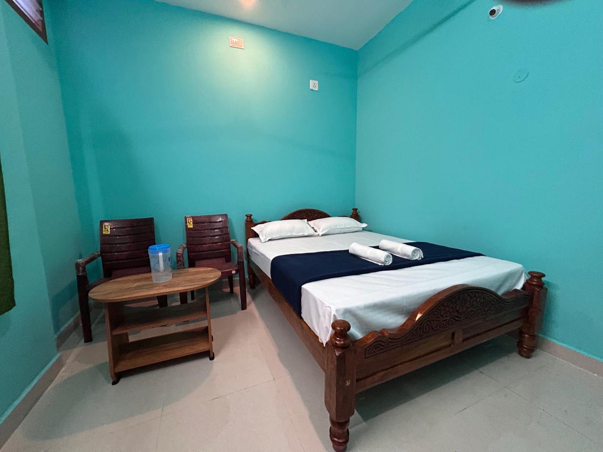 Sri Arunachala Hotel