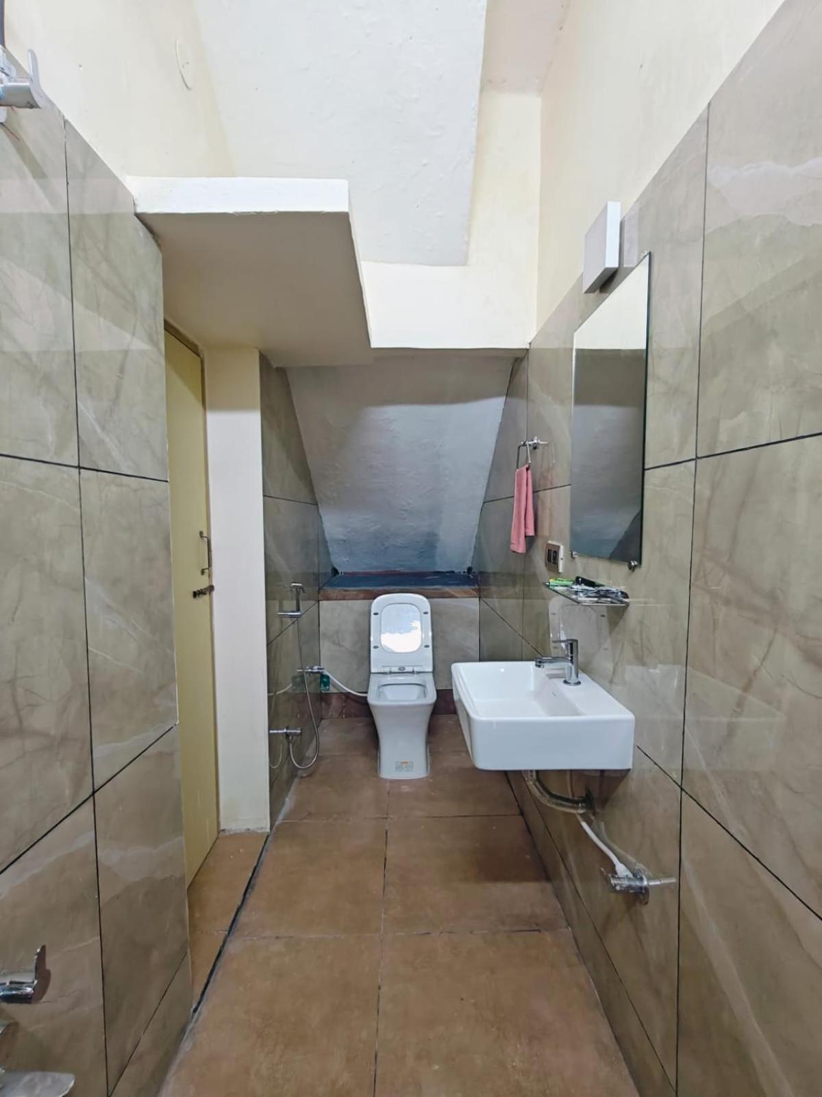 Guest house Jayam