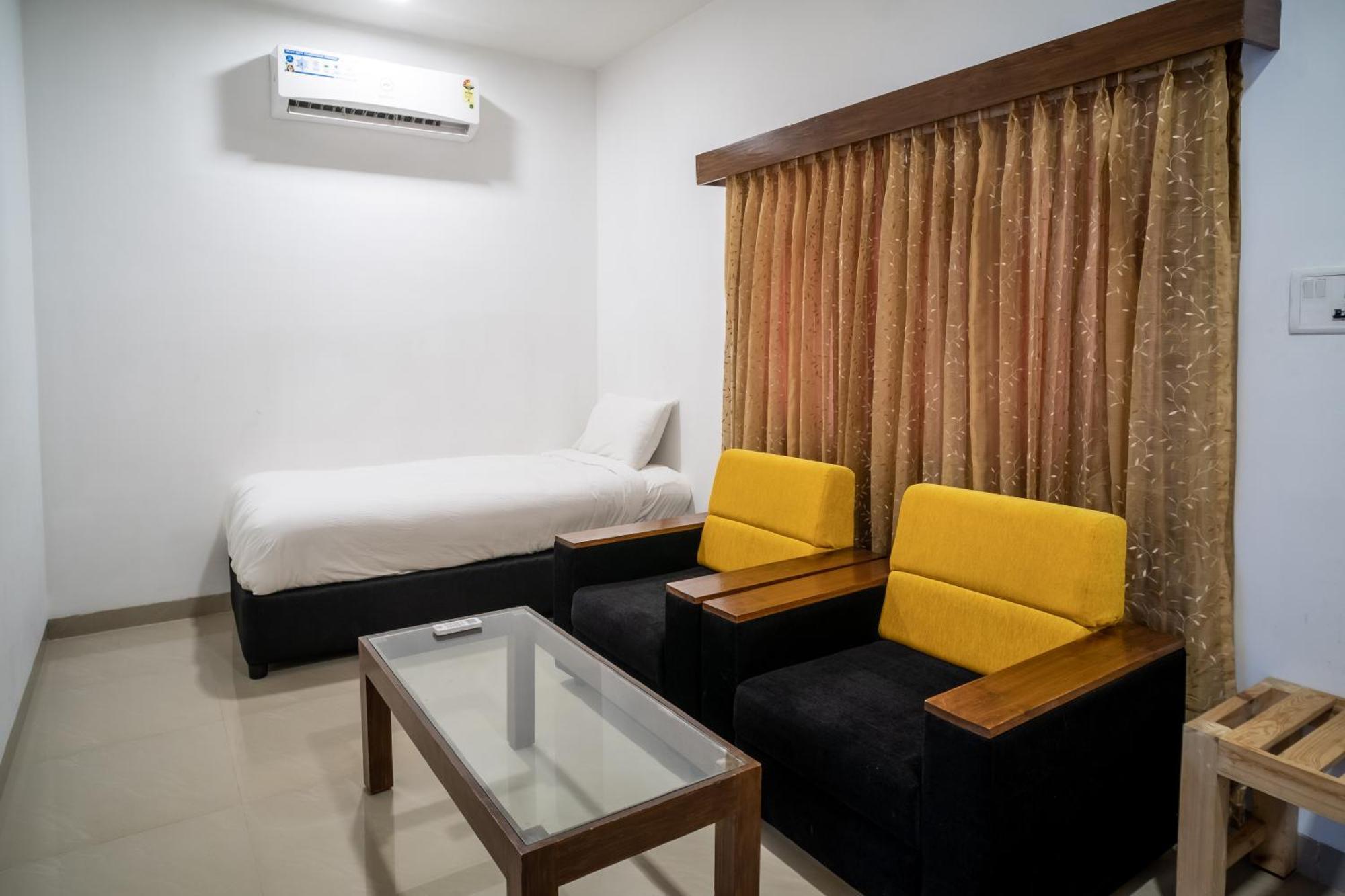 Resort La Woods Village *