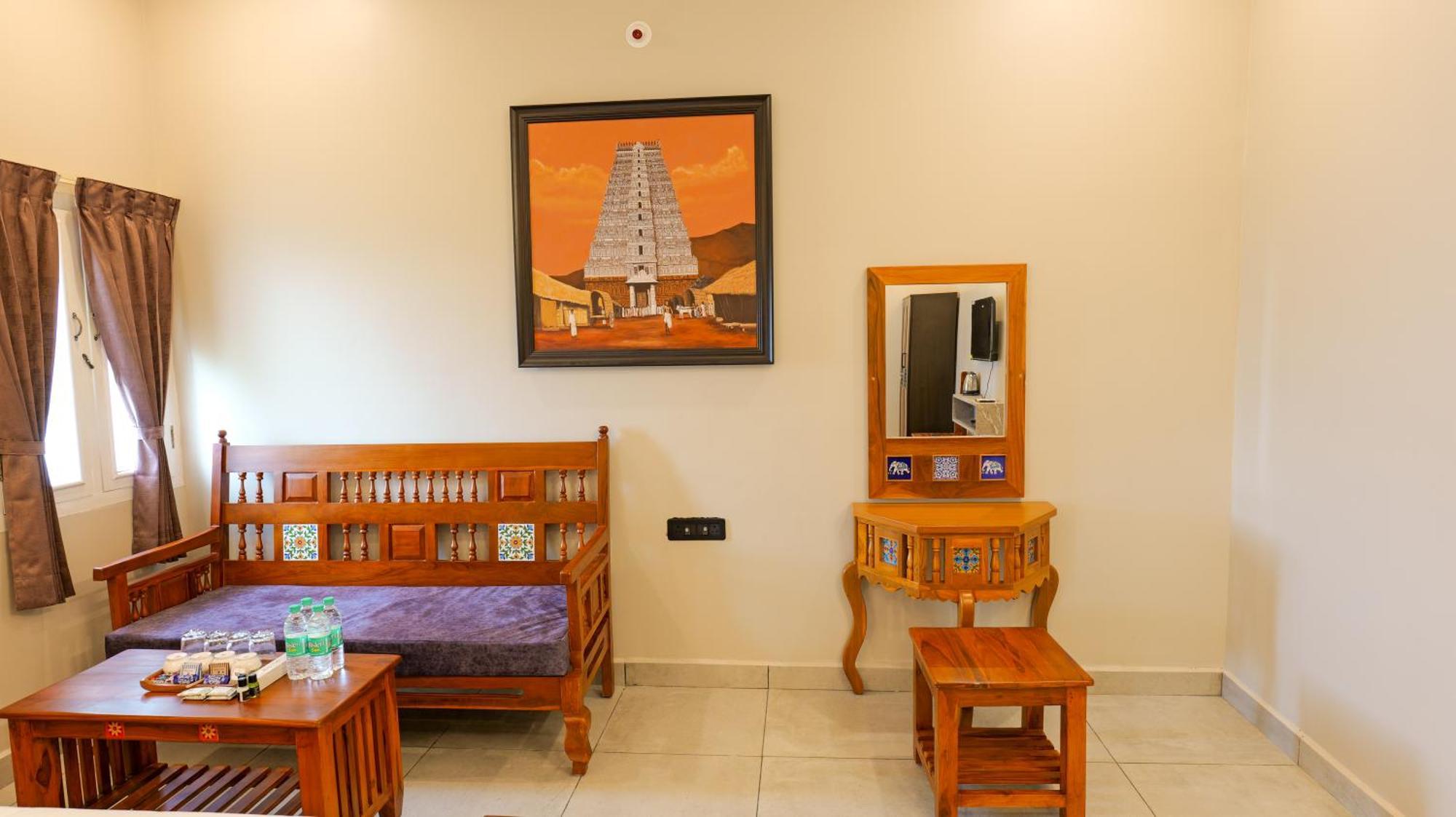 Hotel Dwaraka 3*