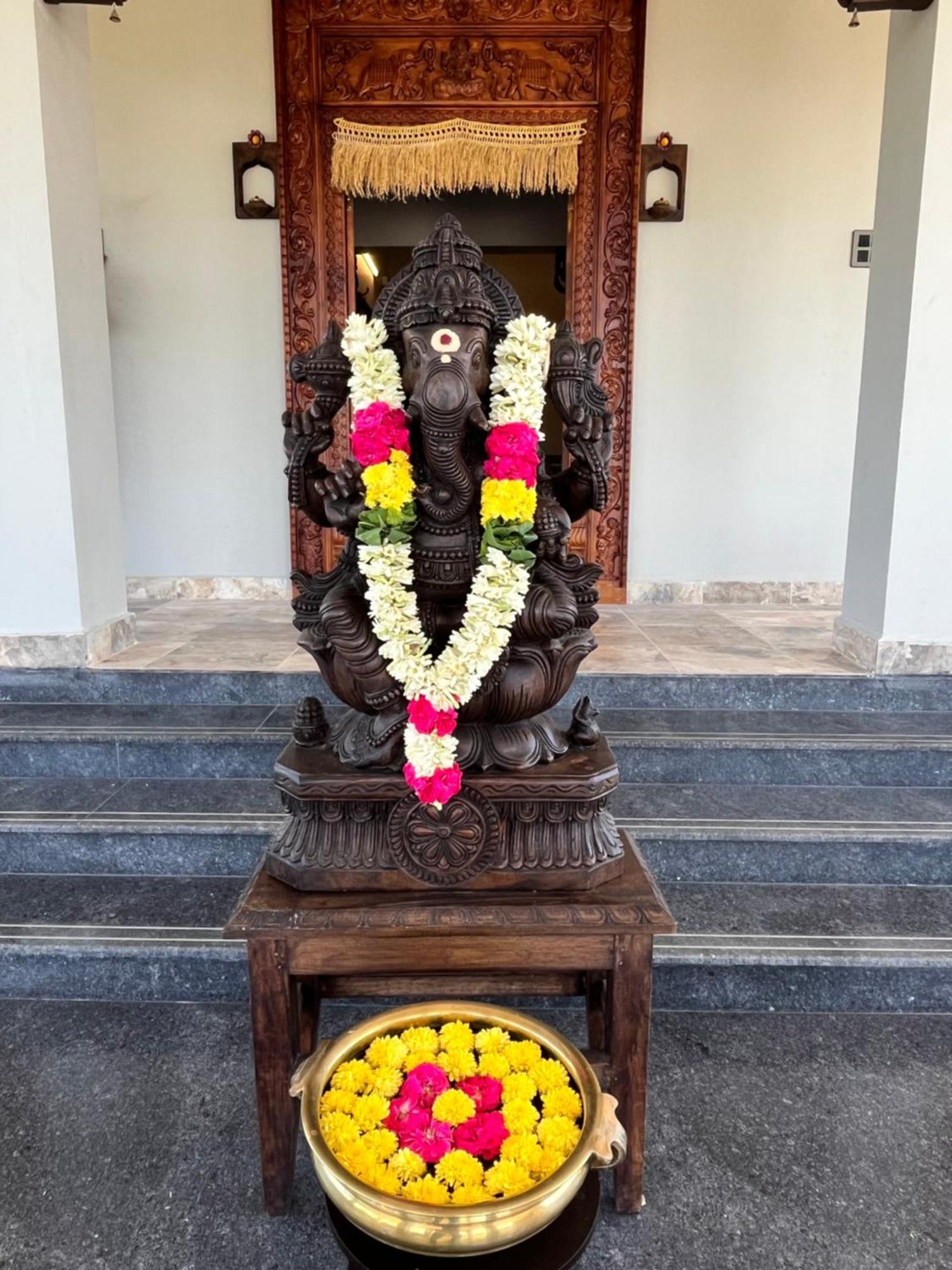 Dwaraka Hotel