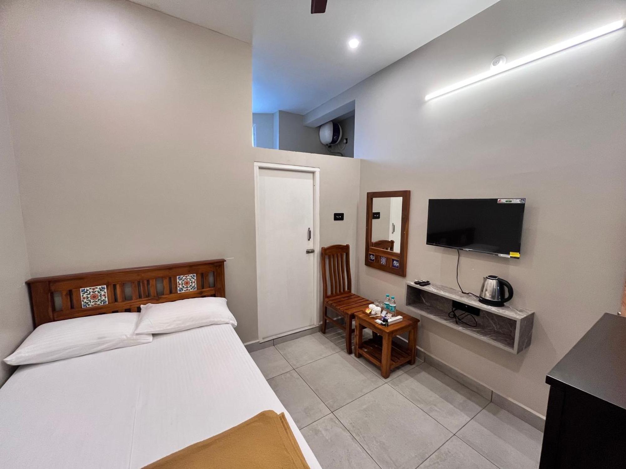 Dwaraka 3*