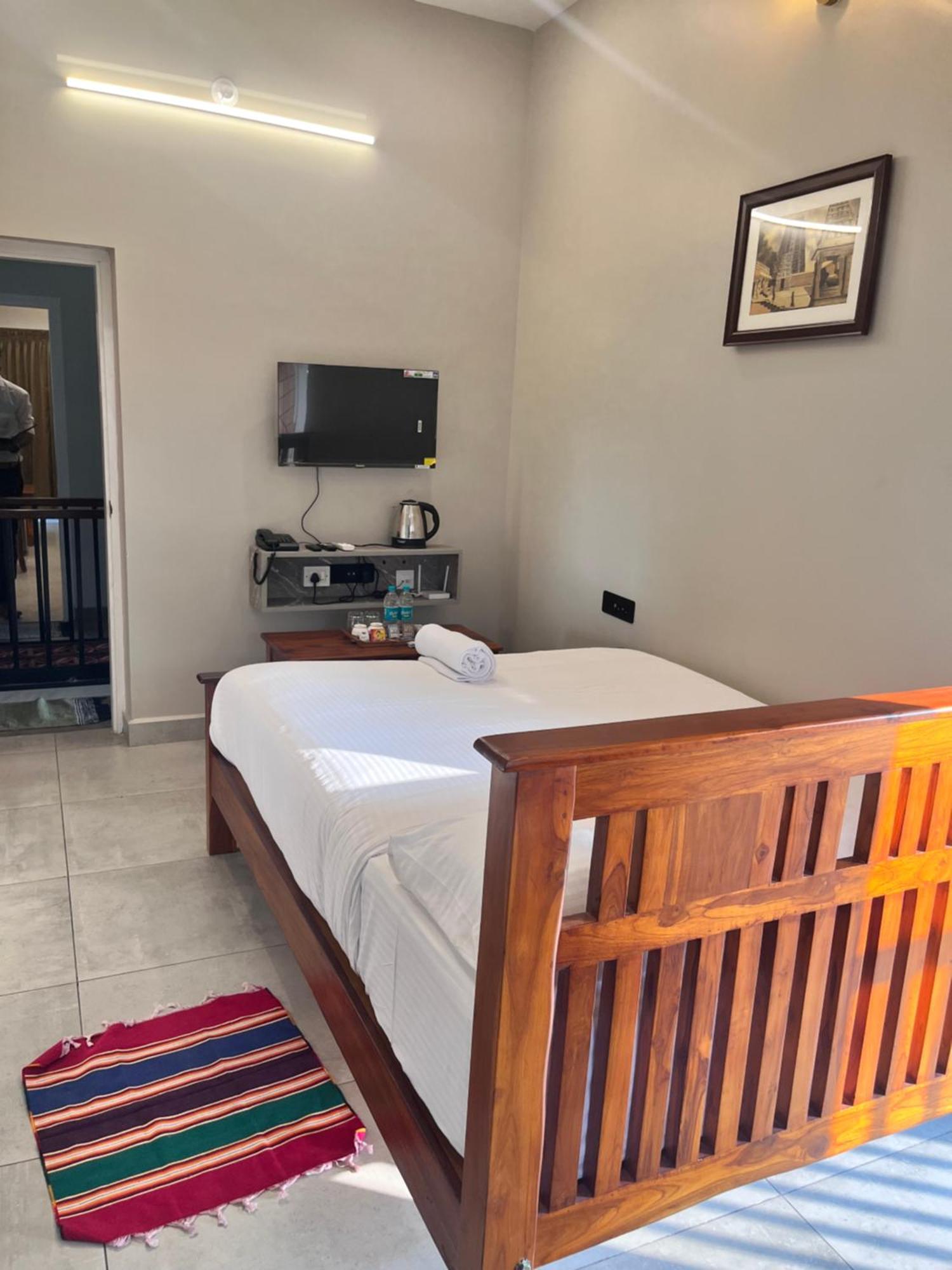Dwaraka Hotel