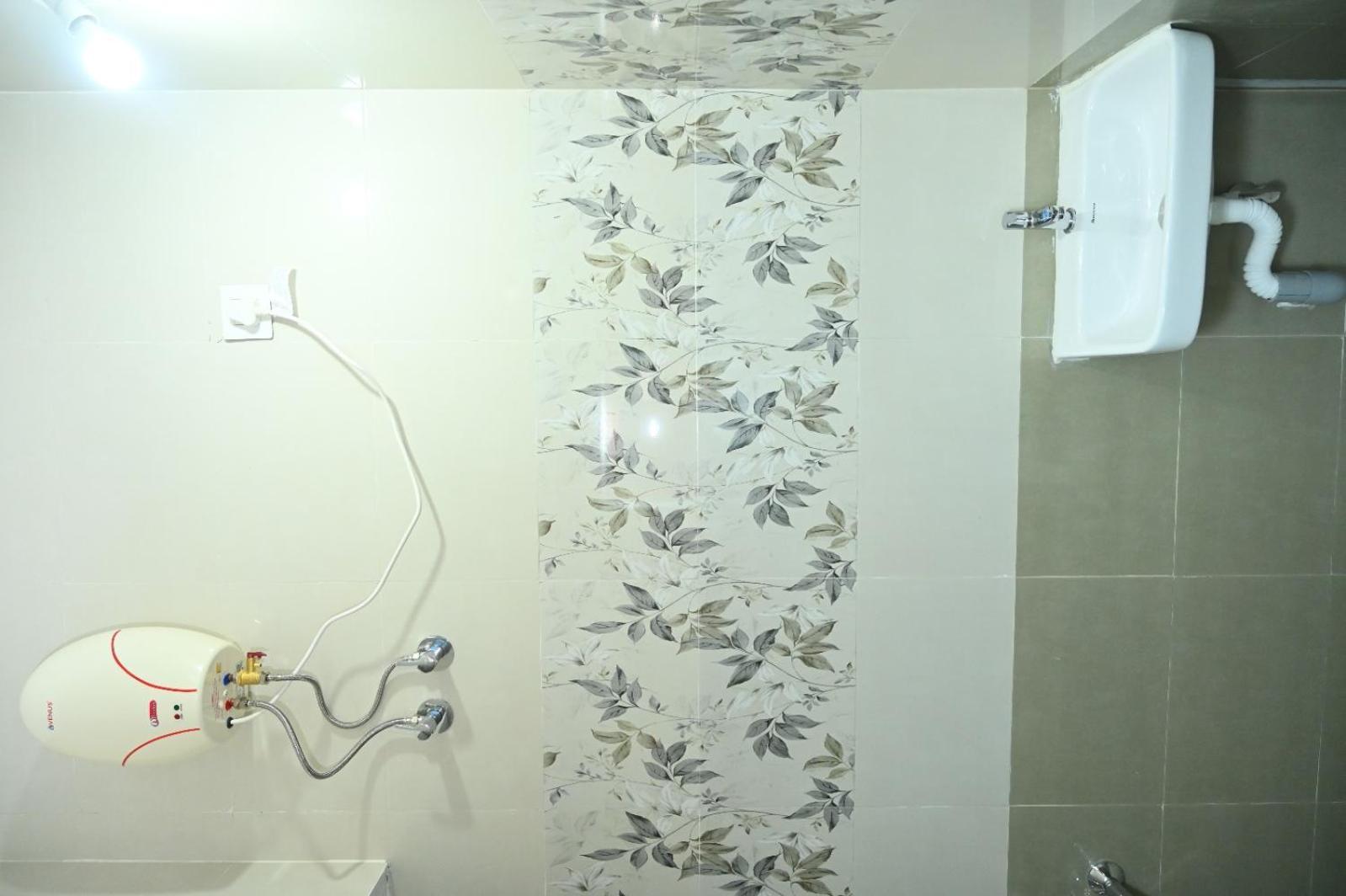 Homestay Shree Chendur Residency, Suprapath *