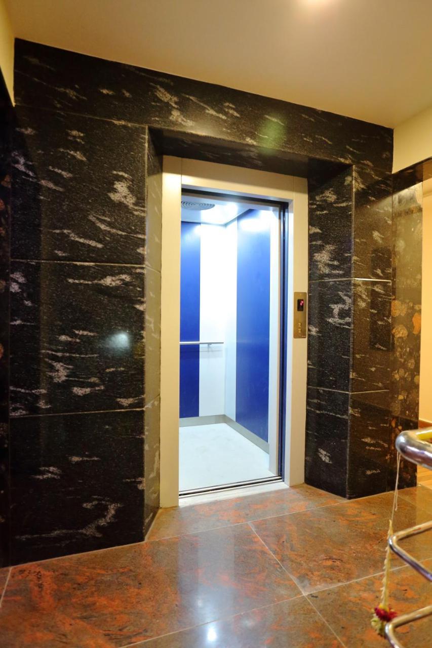 Vedha Residency Hotel 3*